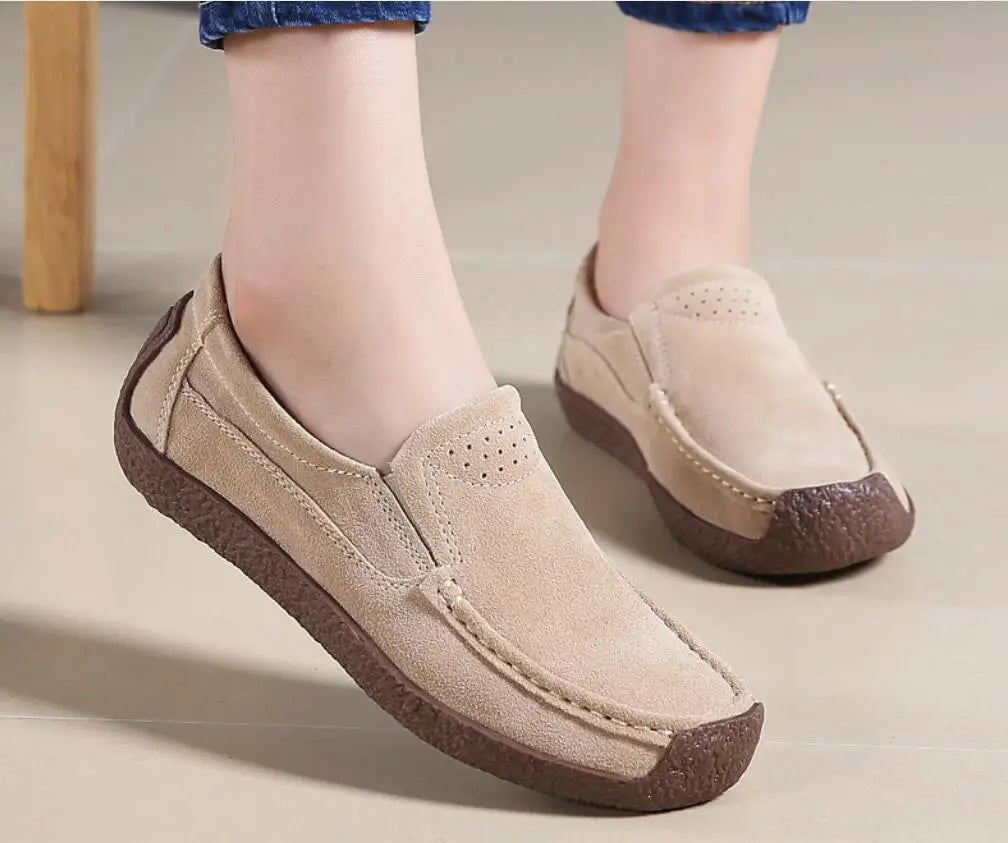 Fashion Suedes Leather Women's Casual Shoes Comfortable flat shoes Women Autumn Spring Slip-on Loafers Female Soft Shoes Large