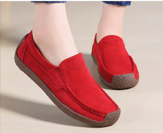 Fashion Suedes Leather Women's Casual Shoes Comfortable flat shoes Women Autumn Spring Slip-on Loafers Female Soft Shoes Large