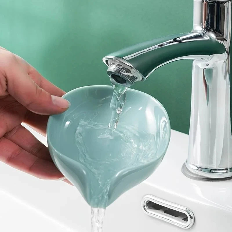 Soap Holder Drain Water Soap Dish Leaf Shape Soap Box Shower Soap Drainer Suction Cup Soap Container Modern Bathroom Accessories